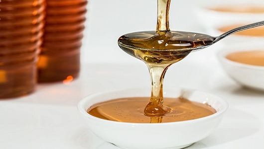 فروش قند مایع خرما اصل در اصفهان خیابان حکیم